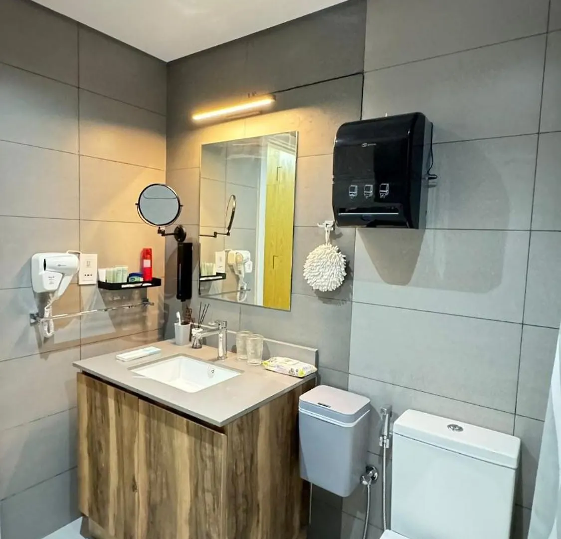 Sleeps 5, Luxe Apartment In Al Mamsha, Sharjah