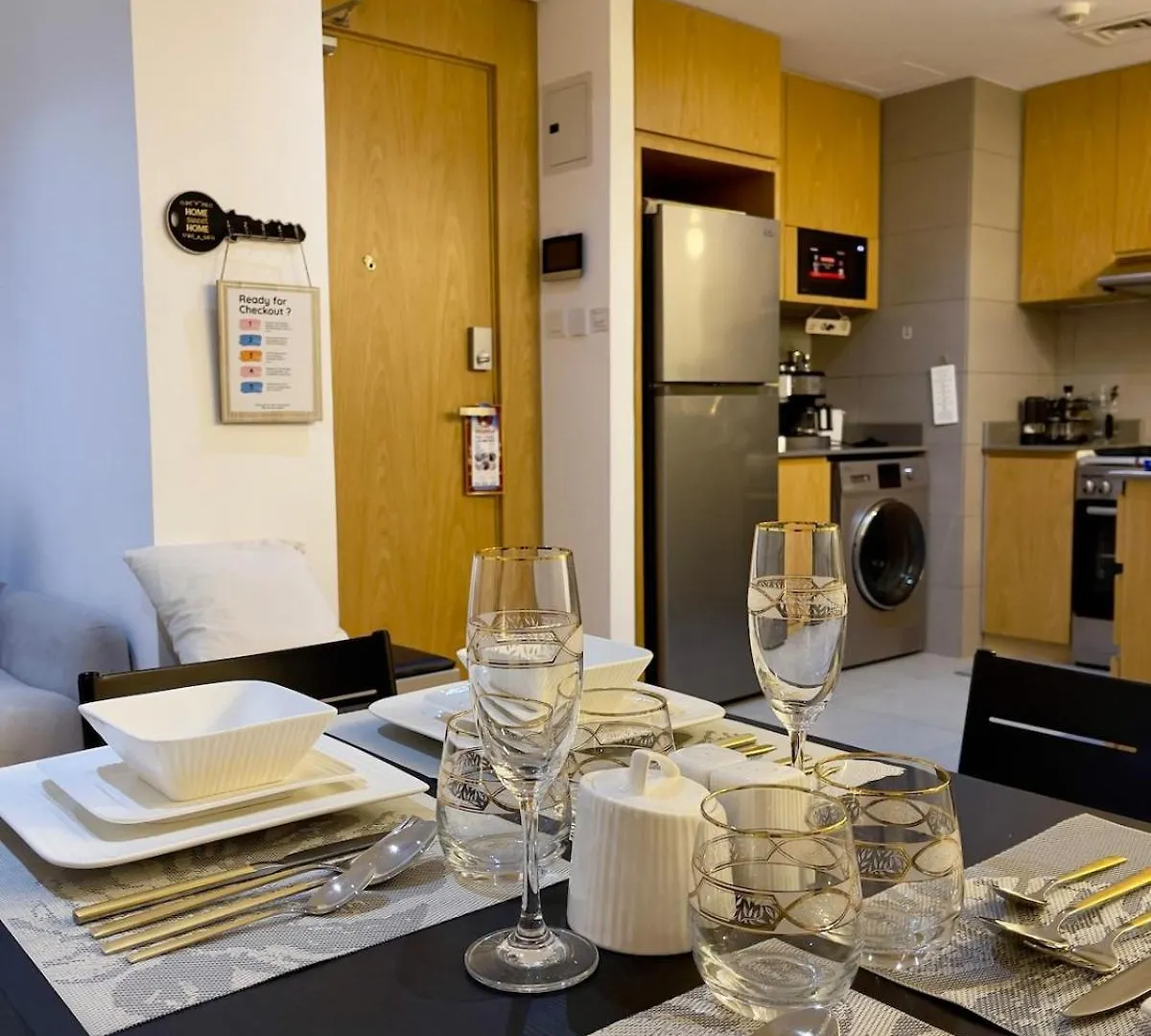Sleeps 5, Luxe Apartment In Al Mamsha, Sharjah United Arab Emirates