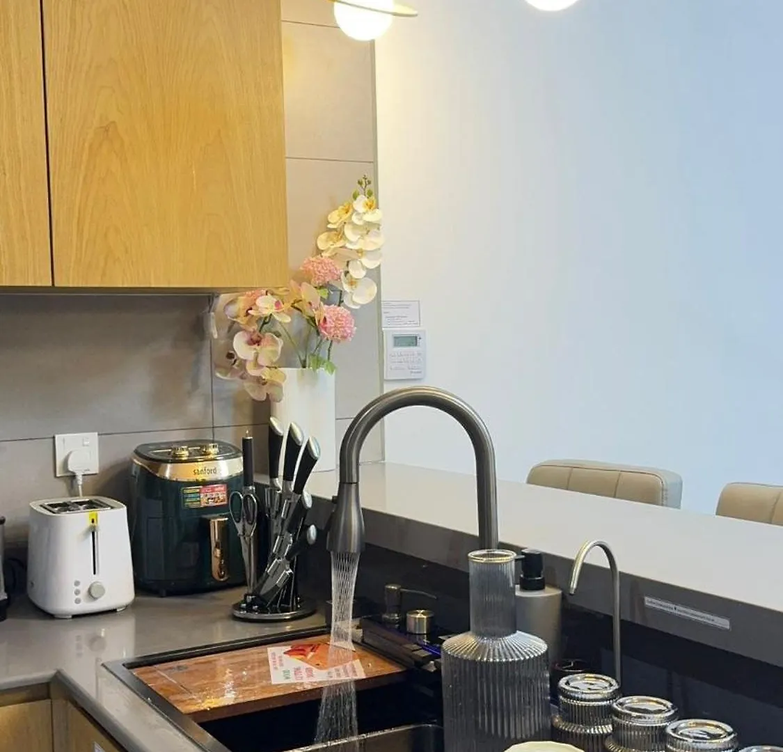Sleeps 5, Luxe Apartment In Al Mamsha, Sharjah 0*,  United Arab Emirates
