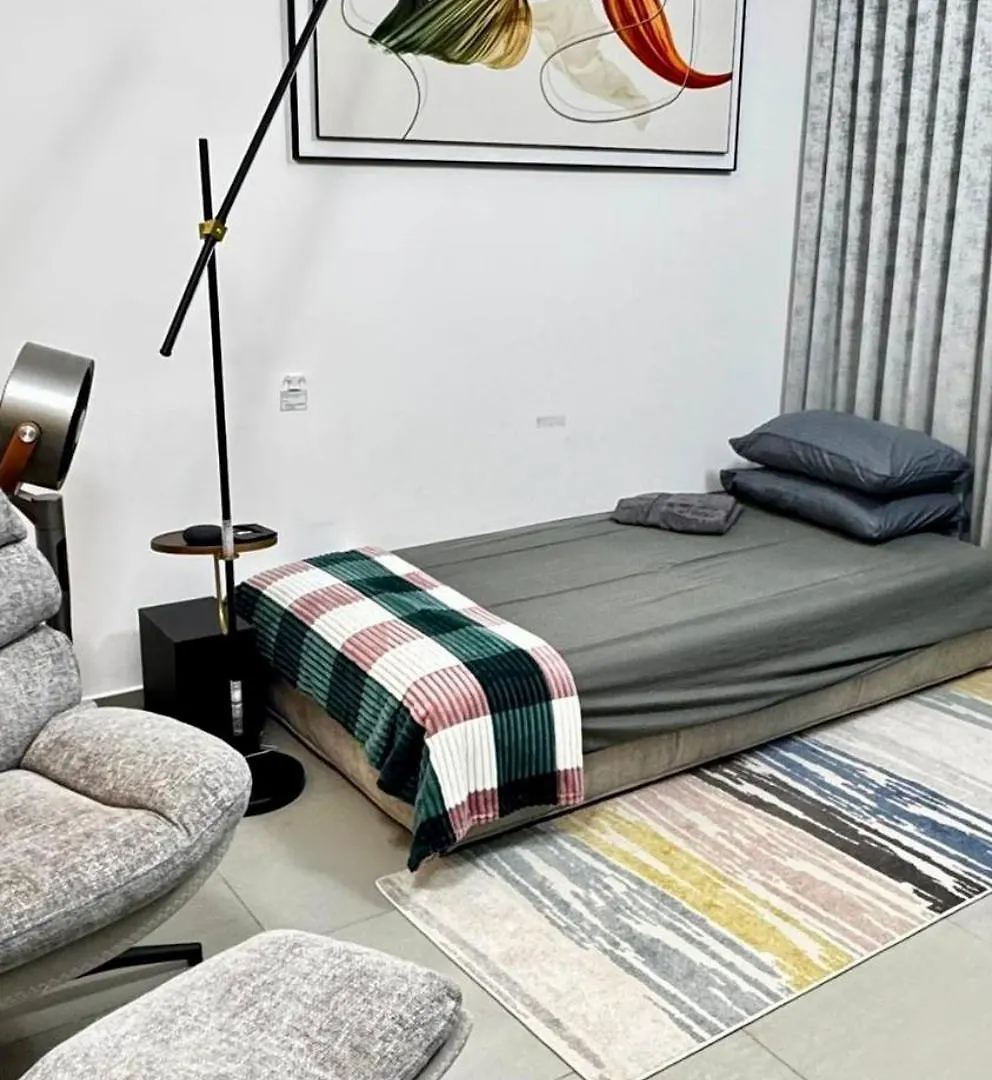 Sleeps 5, Luxe Apartment In Al Mamsha, Sharjah