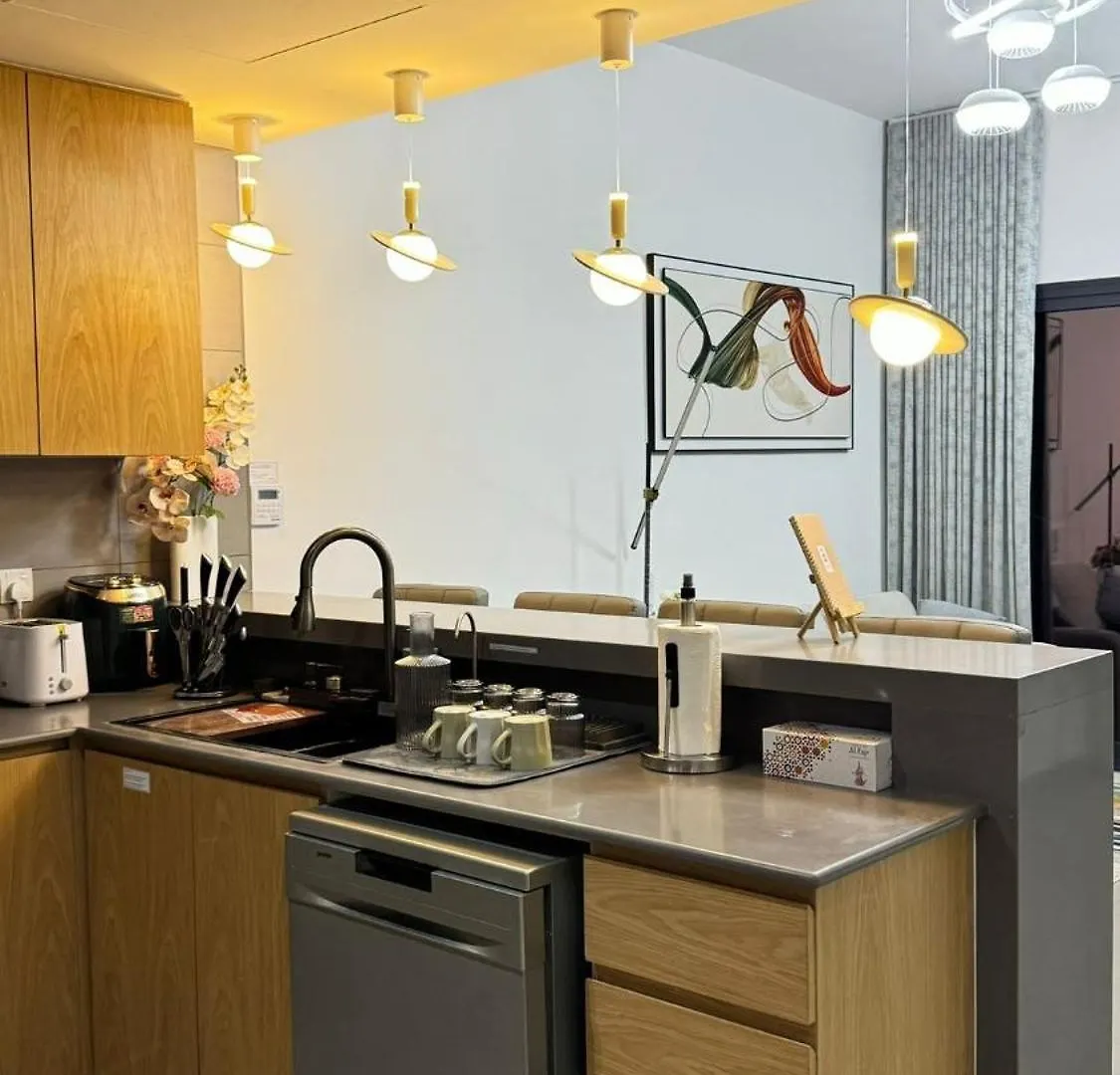 Sleeps 5, Luxe Apartment In Al Mamsha, Sharjah United Arab Emirates