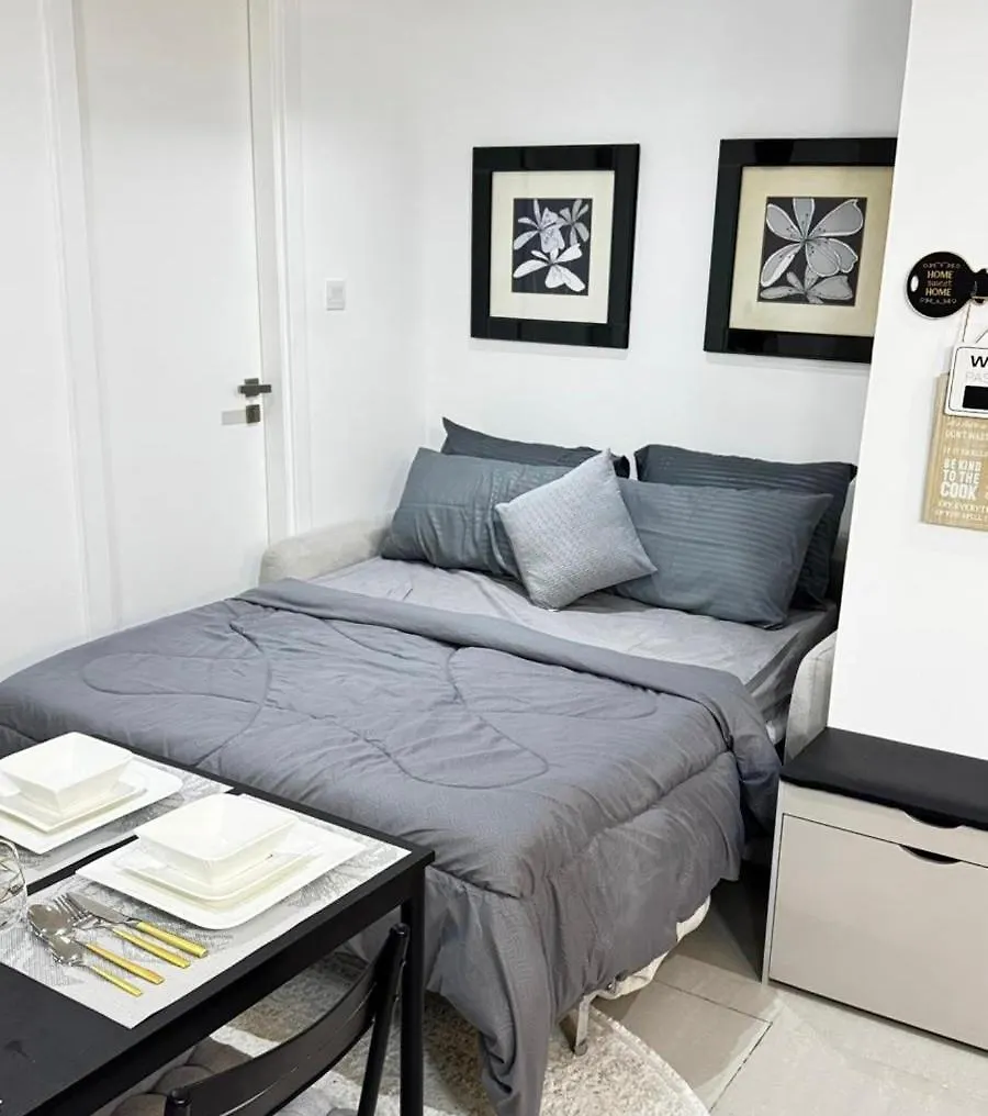 Sleeps 5, Luxe Apartment In Al Mamsha, Sharjah