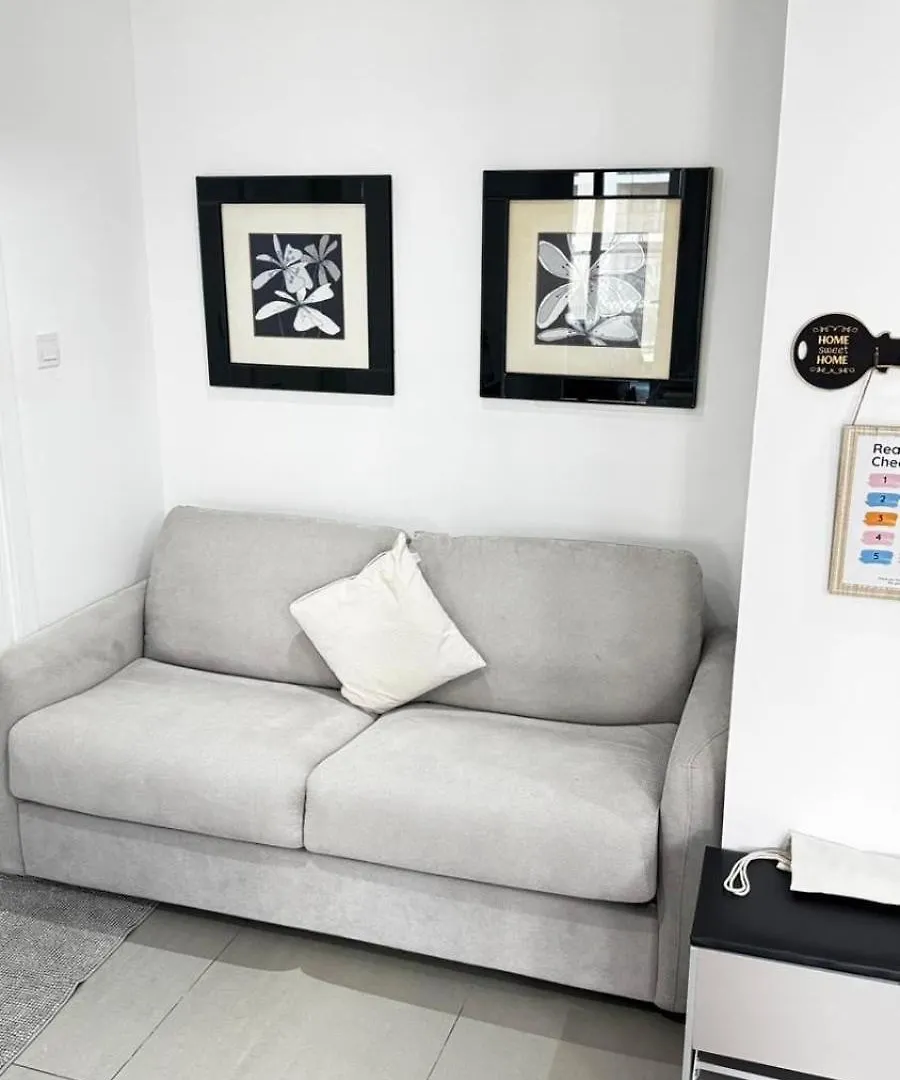 Sleeps 5, Luxe Apartment In Al Mamsha, Sharjah 0*,